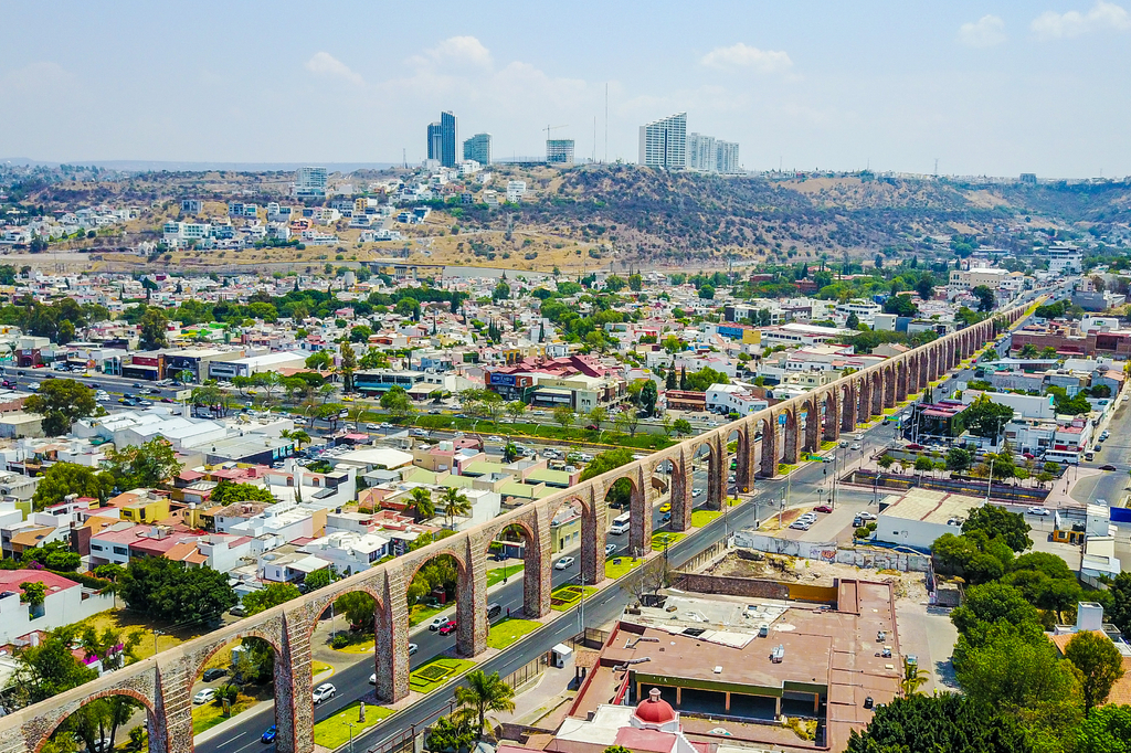 Lais Puzzle - Aquädukt von Queretaro, dieses Aquädukt ist das Symbol der Stadt Queretaro und eines der größten Aquädukte in Mexiko - 2.000 Teile p-280048