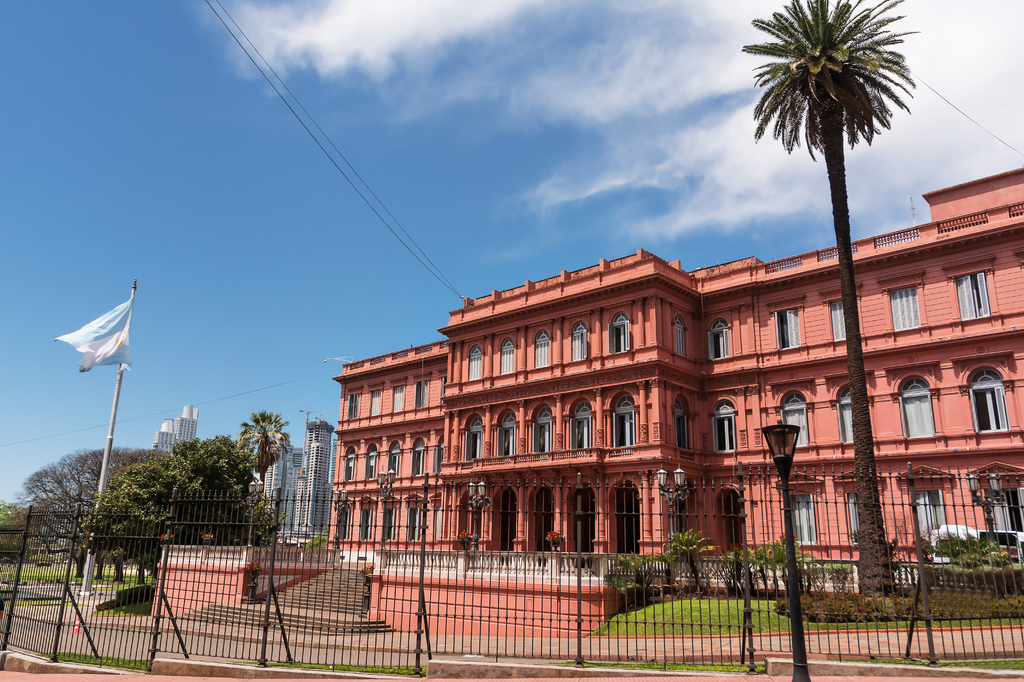 Lais Puzzle - Casa Rosada auf der Plaza de Majo in Buenos Aires - 2.000 Teile p-281195