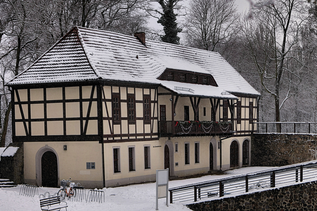 Lais Puzzle - Kommandantenhaus Schloss Senftenberg - 2.000 Teile p-281248