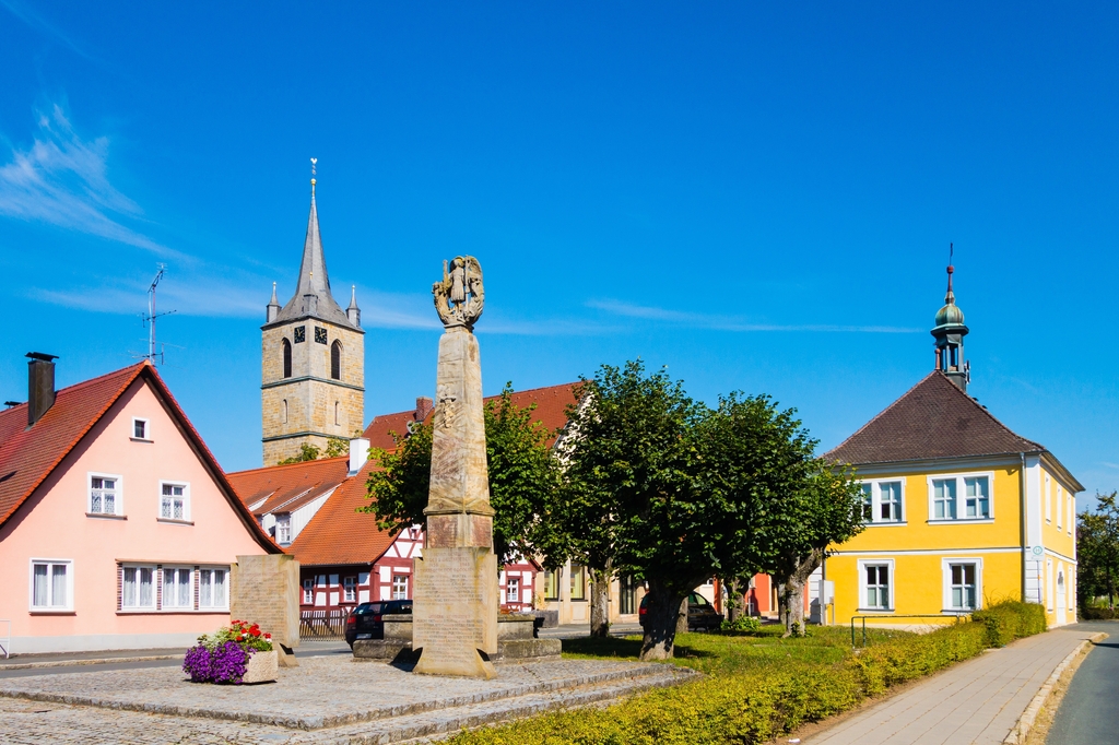 Lais Puzzle - Eggolsheim - 2.000 Teile p-281368