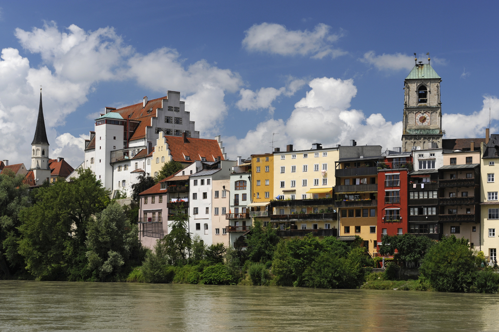 Lais Puzzle - Wasserburg am Inn Altstadt - 2.000 Teile p-281973