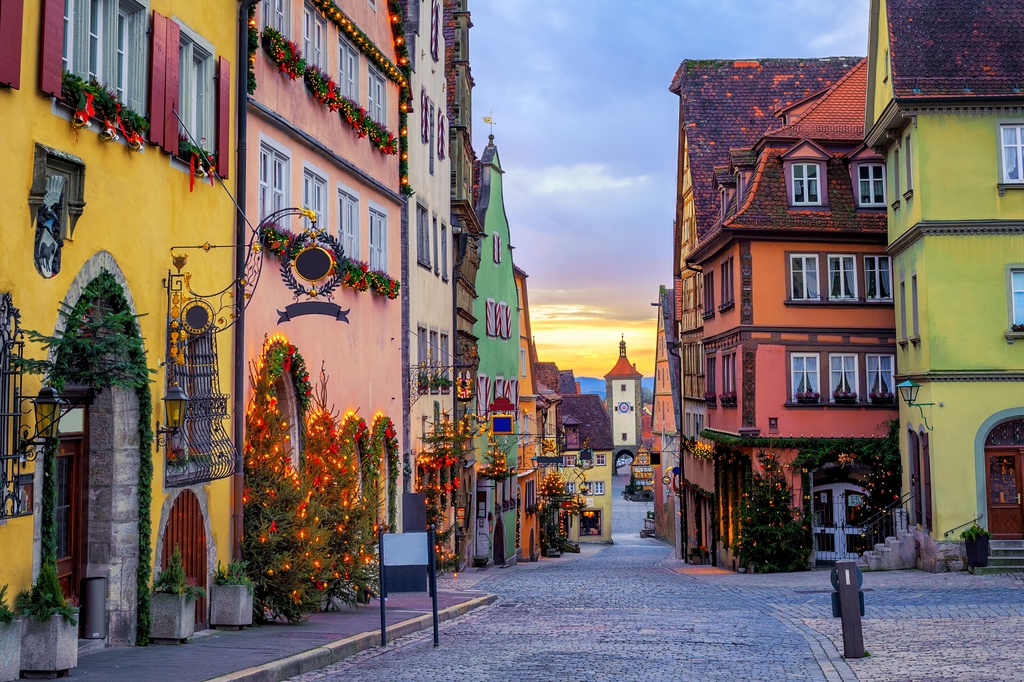 Lais Puzzle - Rothenburg ob der Tauber - 2.000 Teile p-282414