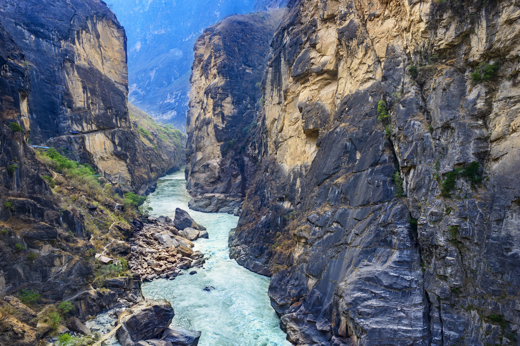 Lais Puzzle - Tiger Leaping Gorge, Lijiang, Yunnan, China. - 2.000 Teile p-282448