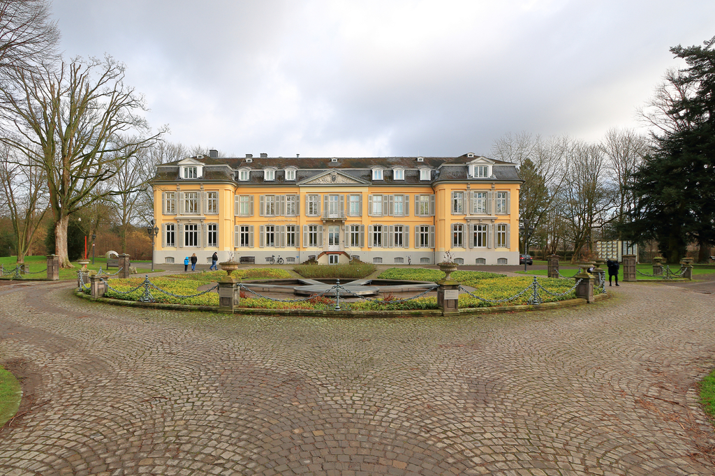 Lais Puzzle - Schloß Morsbroich in Leverkusen - 2.000 Teile p-282459
