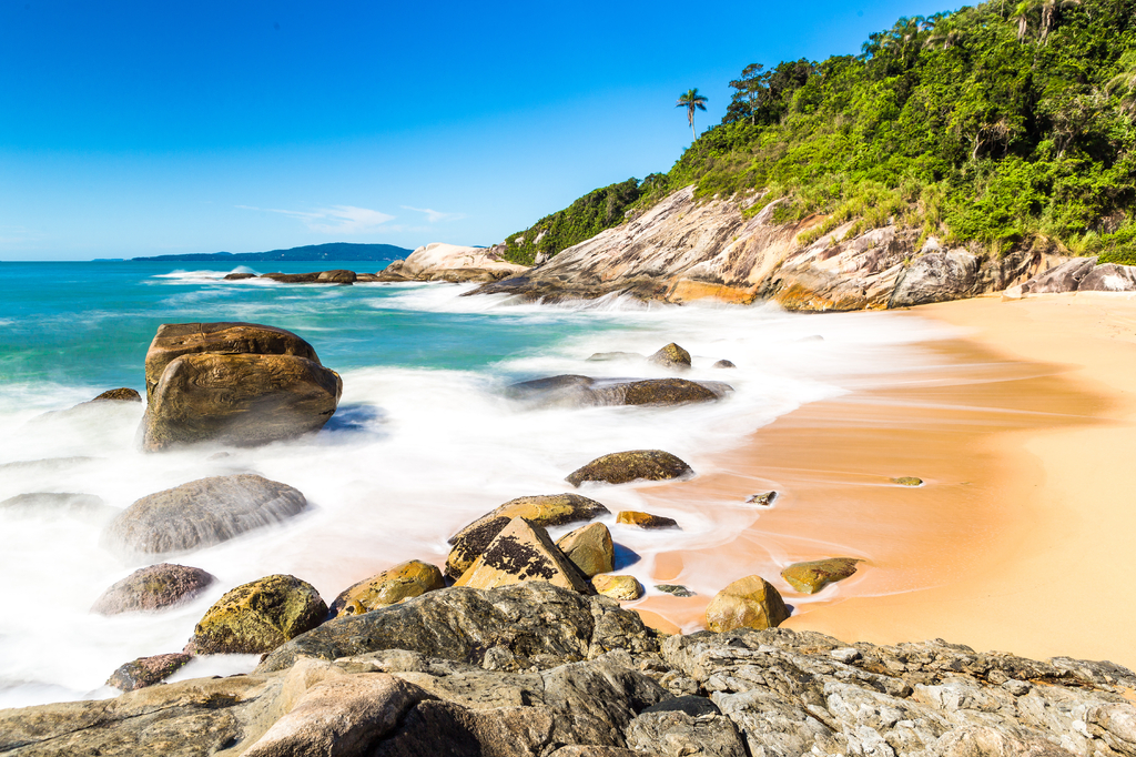 Lais Puzzle - Strand in Balneario Camboriu, Santa Catarina, Brasilien - 2.000 Teile p-282742