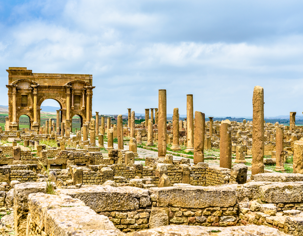 Lais Puzzle - Timgad, Ruinen einer römisch-berberischen Stadt in Algerien - 40, 100, 200, 500, 1.000 & 2.000 Teile p-283003