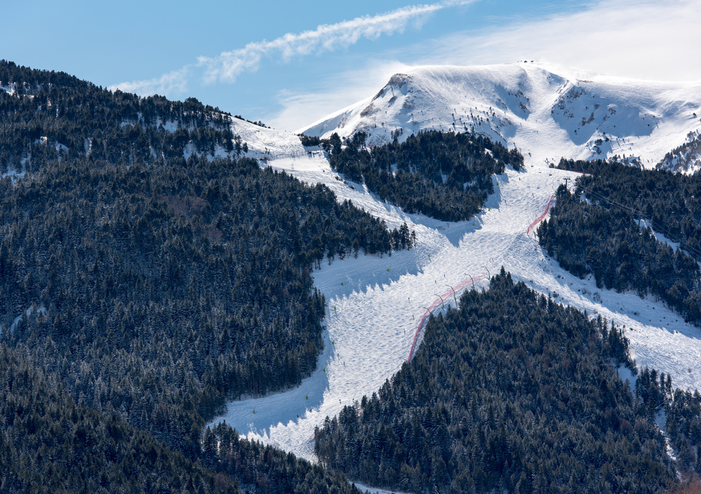 Lais Puzzle - Weltcup-Pisten im Skigebiet von Grandvalira, Andorra - 1.000 Teile p-283127