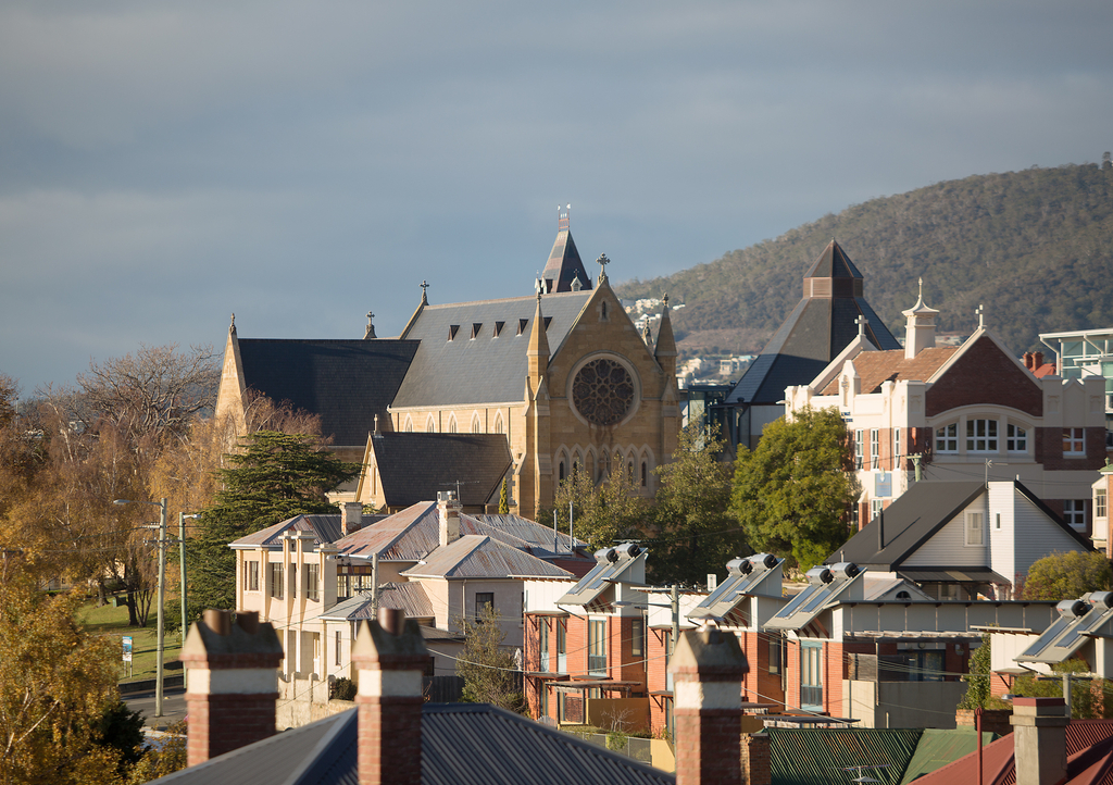 Lais Puzzle - Außenansicht der St. Mary's Cathedral in Hobart - 1.000 Teile p-284819