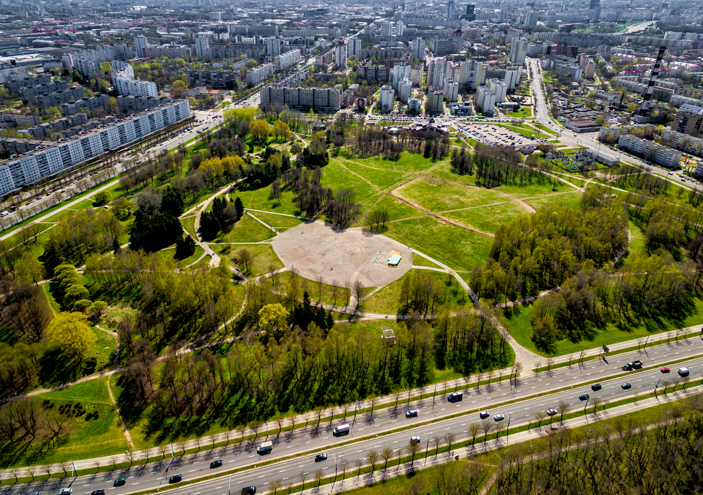Lais Puzzle - Park in der Stadt, Minsk, Weißrussland Ansicht von oben - 1.000 Teile p-285071
