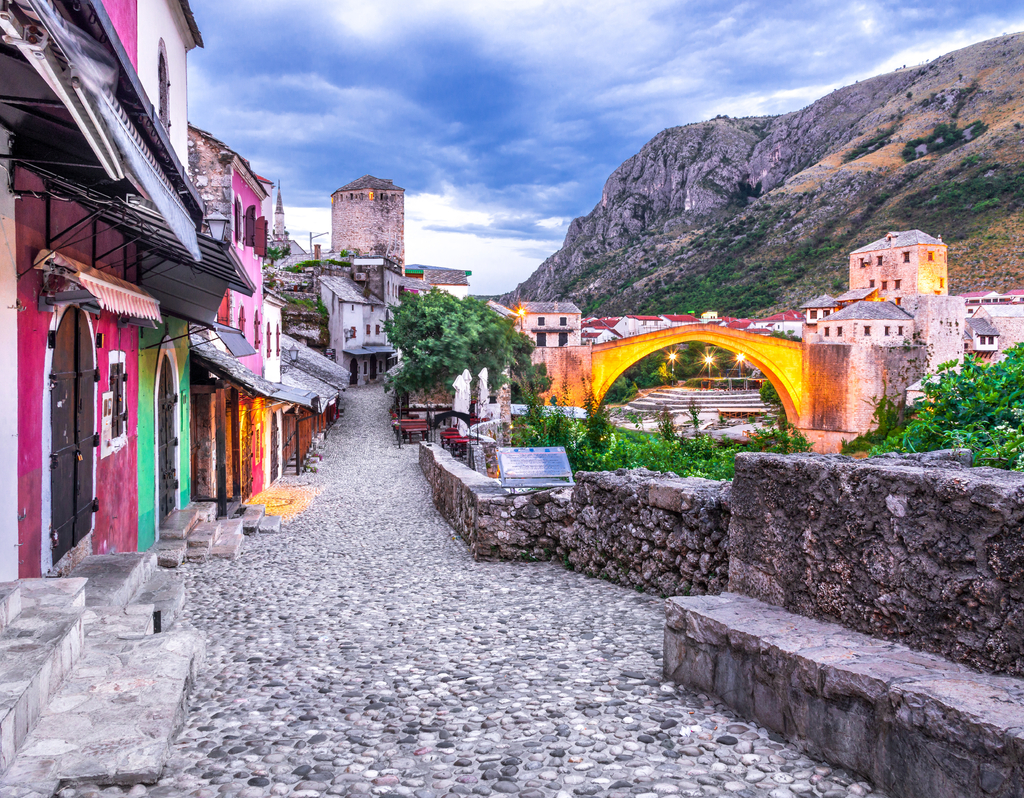 Lais Puzzle - Mostar, Bosnien und Herzegowina, Stari Most - 40, 100, 200, 500, 1.000 & 2.000 Teile p-285931