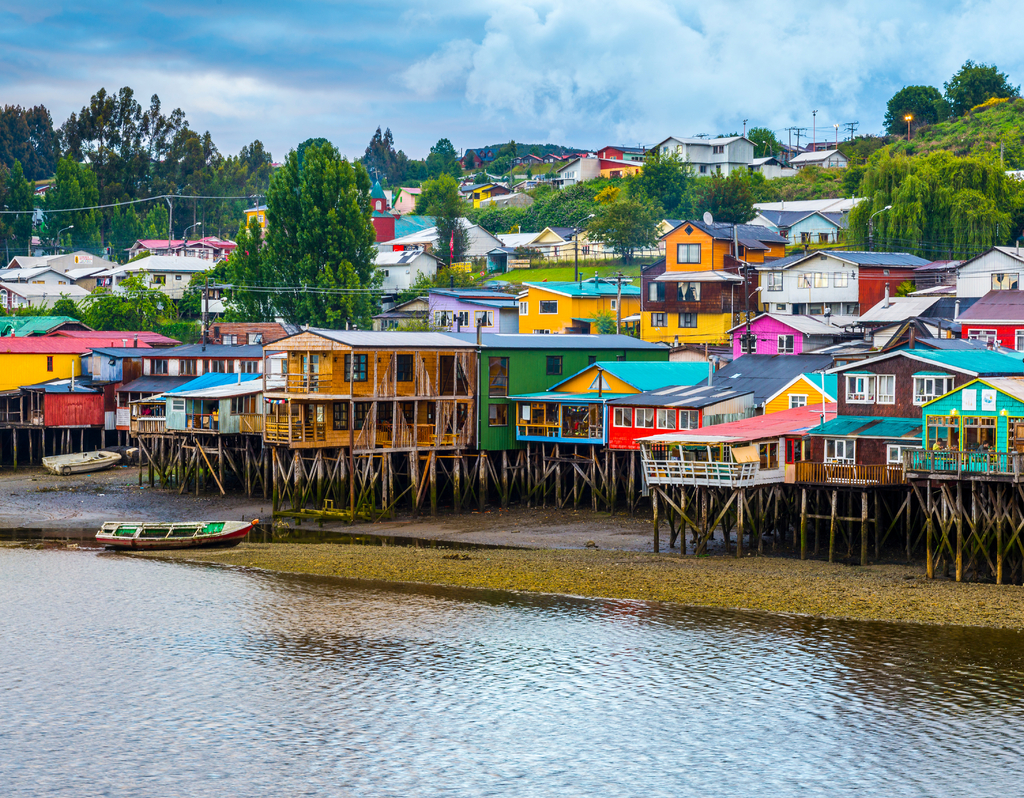 Lais Puzzle - Palafitos (Stelzenhäuser) in Castro, Insel Chiloe (Chile) - 40, 100, 200, 500, 1.000 & 2.000 Teile p-286915