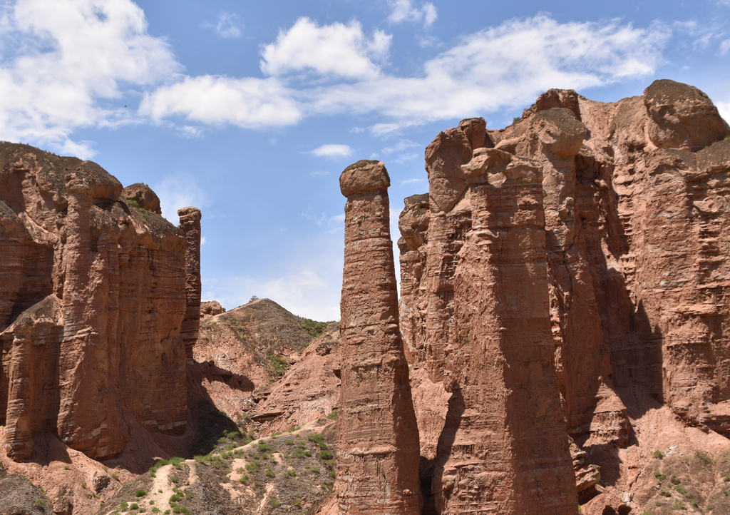 Lais Puzzle - Felsformationen in der Zhangye Bingguo Danxia Landform in der Provinz Gansu, China - 1.000 Teile p-287483