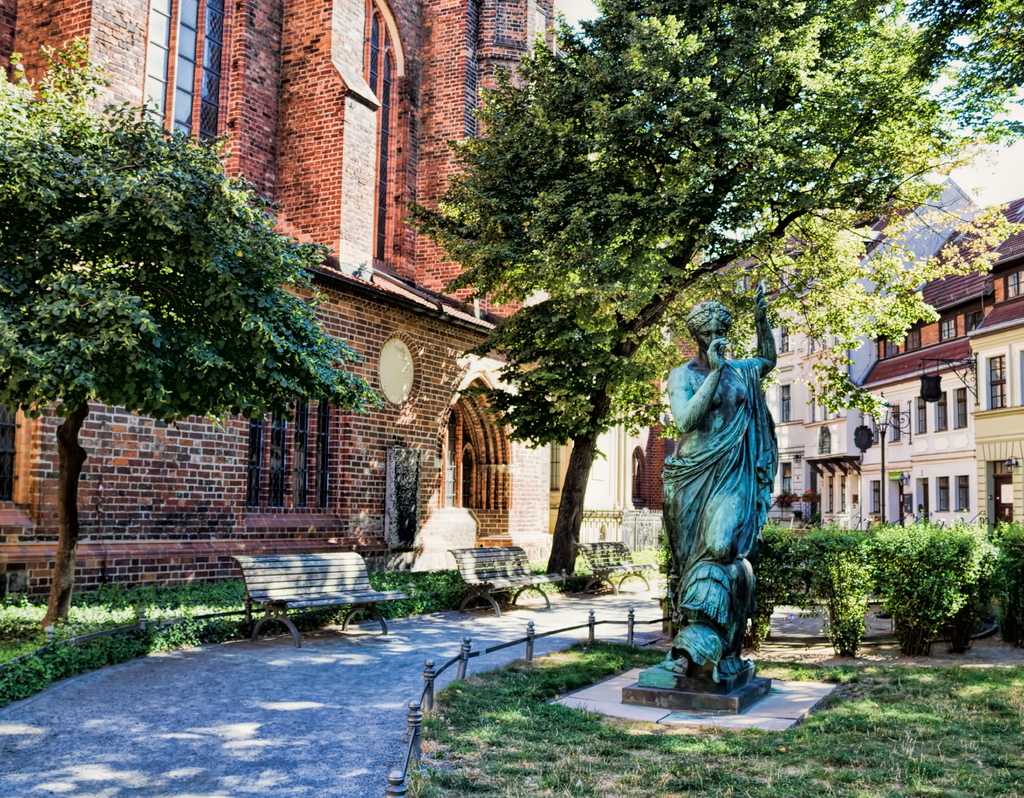 Lais Puzzle - Berlin, An der Nikolaikirche - 40, 100, 200, 500, 1.000 & 2.000 Teile p-288751