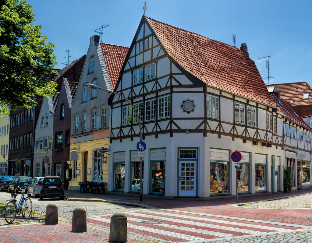 Lais Puzzle - Altstadt von Glückstadt in Deutschland - 40, 100, 200, 500, 1.000 & 2.000 Teile p-288895