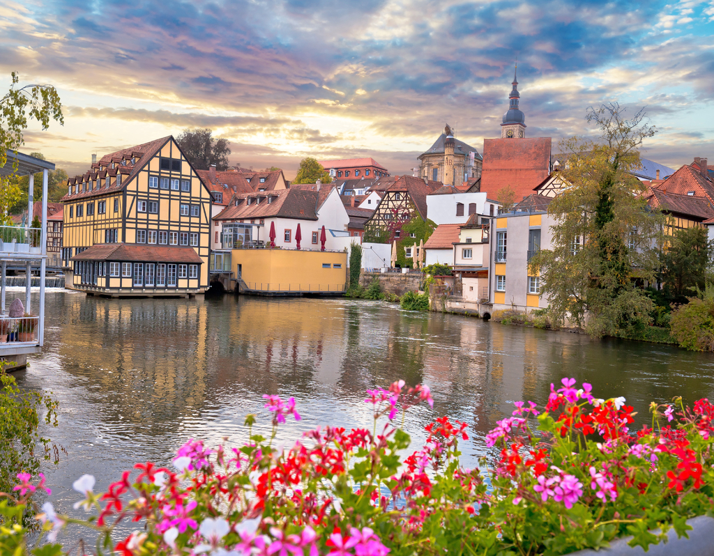 Lais Puzzle - Bamberg. Blick auf die Altstadt von Bamberg mit Brücken über die Regnitz - 40, 100, 200, 500, 1.000 & 2.000 Teile p-289267