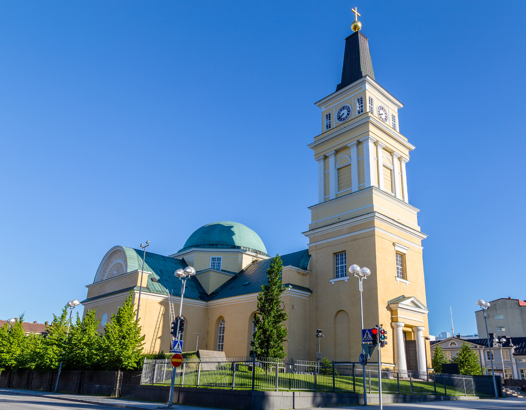 Lais Puzzle - Kathedrale in der Nähe des Zentrums von Oulu, Finnland - 40, 100, 200, 500, 1.000 & 2.000 Teile p-289891