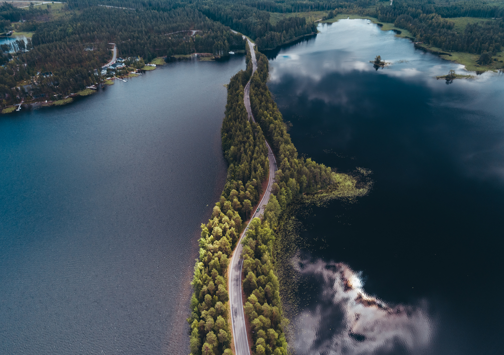 Lais Puzzle - Landschaftsansichten aus der Luft von den Seen bei Punkaharju Finnland - 1.000 Teile p-289997