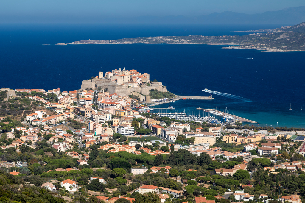 Lais Puzzle - Bucht von Calvi (Korsika) - Übersicht - 2.000 Teile p-291084