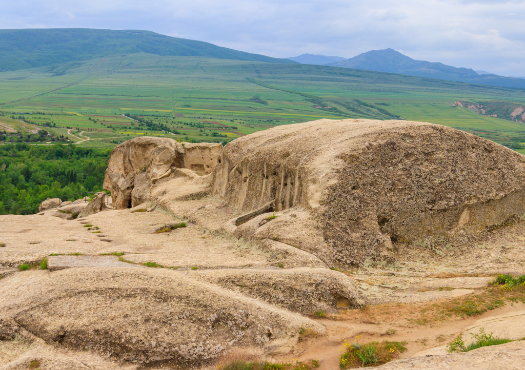Lais Puzzle - Alte Höhlenstadt Uplistsikhe im Kaukasusgebirge, Georgien - 1.000 Teile p-291779