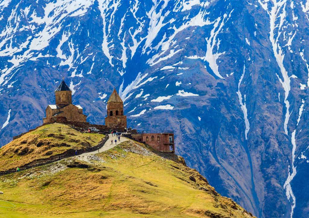 Lais Puzzle - Dreifaltigkeitskirche Gergeti (Tsminda Sameba), Dreifaltigkeitskirche in der Nähe des Dorfes Gergeti in den kaukasischen Bergen, Georgien - 1.000 Teile p-291809