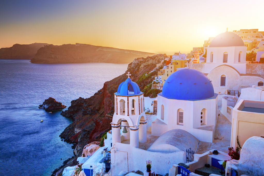 Lais Puzzle - Die Stadt Oia auf der Insel Santorin, Griechenland, bei Sonnenuntergang. Ägäisches Meer - 2.000 Teile p-291954