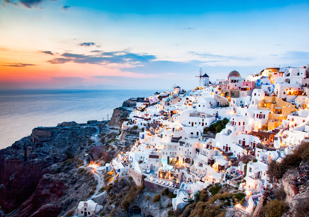 Lais Puzzle - Erstaunlicher Blick auf Oia bei Sonnenuntergang in Santorin, Kykladeninseln Griechenland - 1.000 Teile p-292559