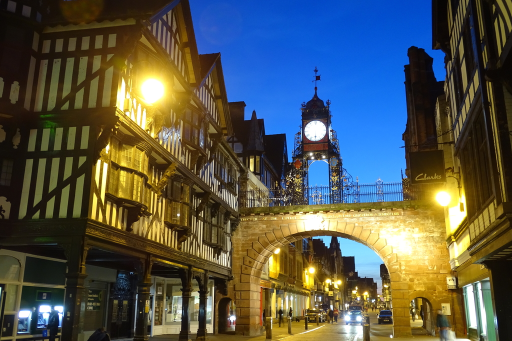 Lais Puzzle - Eastgate Clock, Chester - Cheshire, England, Vereinigtes Königreich - 2.000 Teile p-294192