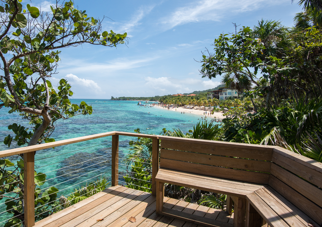 Lais Puzzle - Blick auf die Westbucht von Roatan, Honduras - 1.000 Teile p-295637