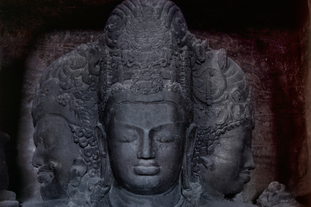 Lais Puzzle - Trimurti in den Elephanta-Höhlen bei Mumbai, Maharashtra, Indien - 2.000 Teile p-296418