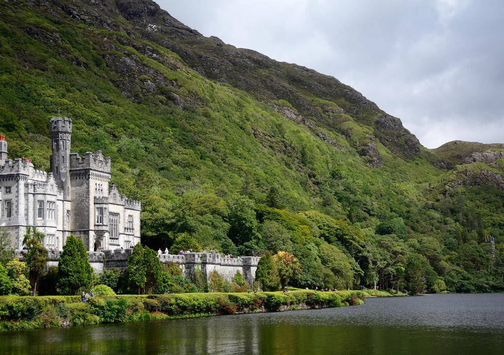 Lais Puzzle - Benediktinerabtei, Kylemore, Irland - 1.000 Teile p-297017