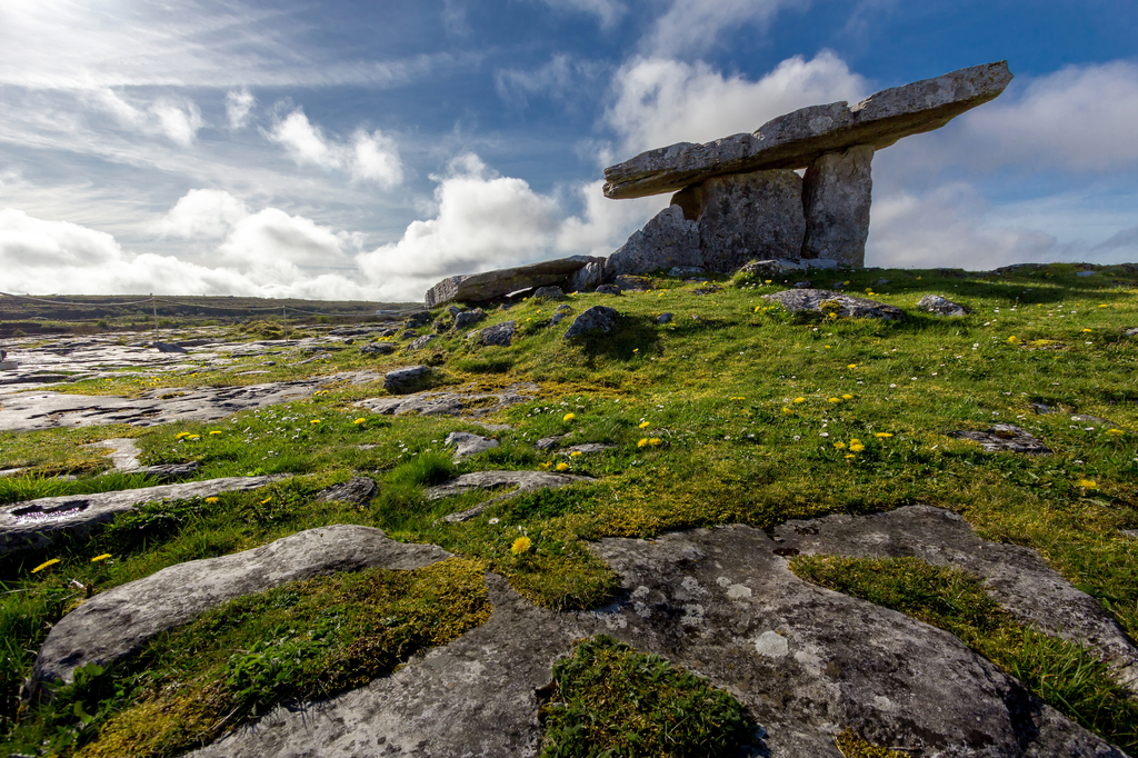 Lais Puzzle - Poulnabrone Dolmen Tomb, Burren, Co.Clare, Irland - 2.000 Teile p-297216