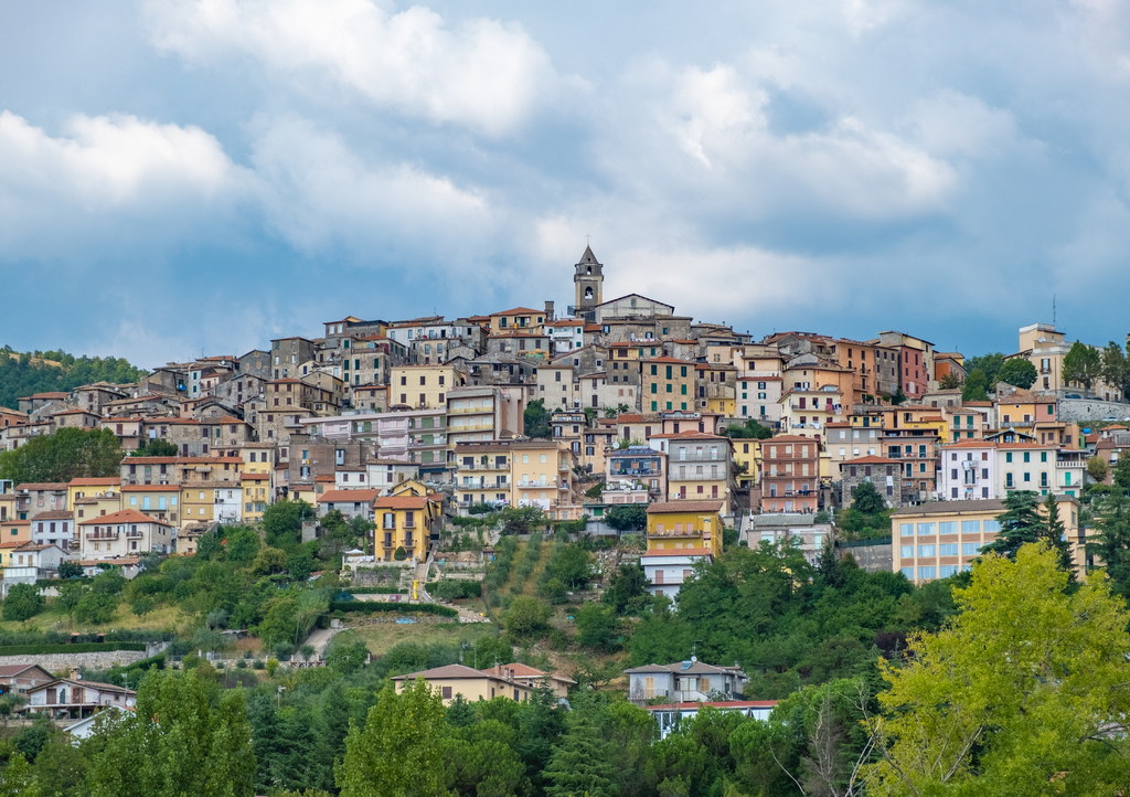 Lais Puzzle - Überblick über Fiuggi in Italien, Sehenswürdigkeit in Fiuggi, Provinz Frosinone, Latium - 1.000 Teile p-299705