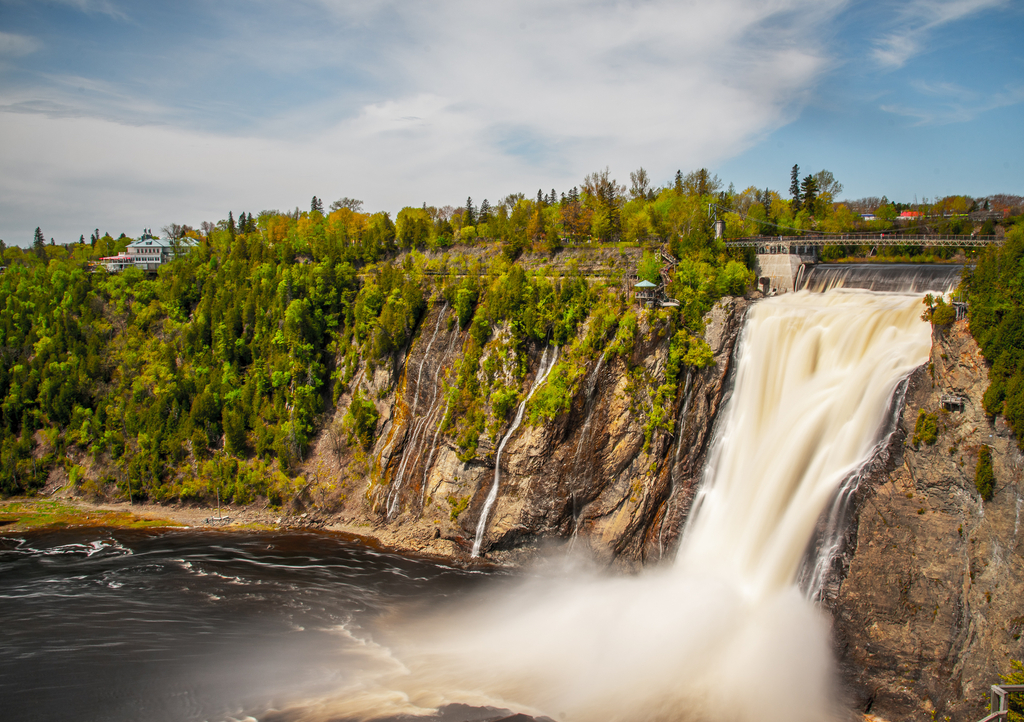Lais Puzzle - Montmorency Falls am Montmorency River in Quebec, Kanada - 1.000 Teile p-301895