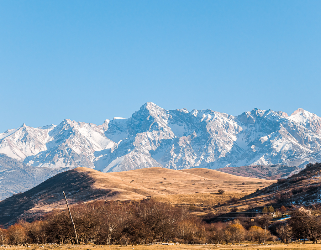 Lais Puzzle - Berglandschaft in Kasachstan im Herbst - 40, 100, 200, 500, 1.000 & 2.000 Teile p-302401
