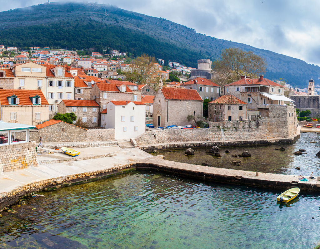 Lais Puzzle - Panoramablick auf die Westmole von Dubrovnik und die mittelalterlichen Befestigungsanlagen der Stadt vom Fort Lovrijenac aus gesehen - 40, 100, 200, 500, 1.000 & 2.000 Teile p-302797