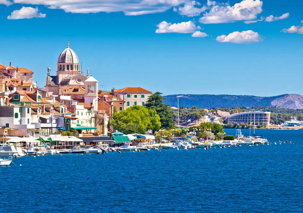 Lais Puzzle - Altstadt von Sibenik mit Blick auf das historische Hafenviertel und die UNESCO-Kathedrale - 1.000 Teile p-302807