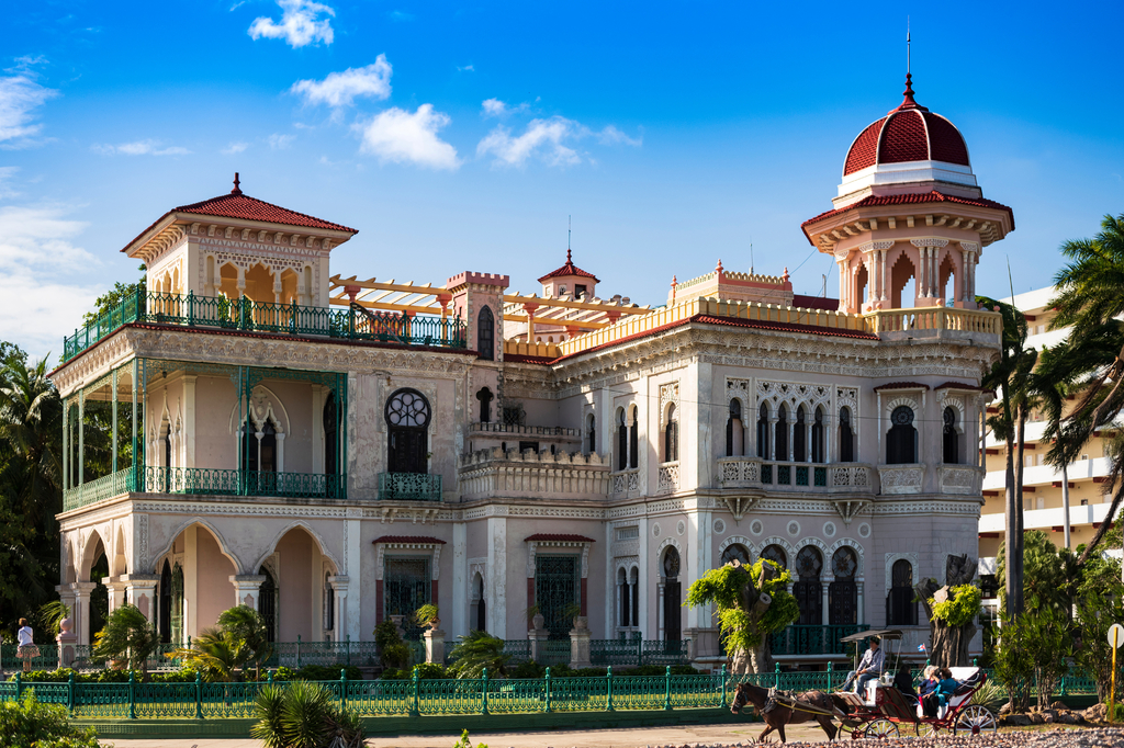 Lais Puzzle - Alter maurischer Palast in Cienfuegos bei Trinidad, Kuba - 2.000 Teile p-303330
