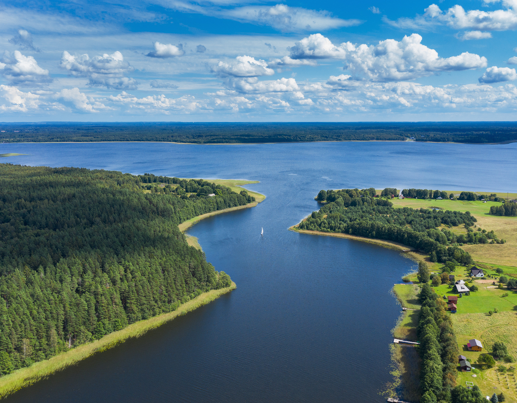 Lais Puzzle - Usma-See im westlichen Lettland - 40, 100, 200, 500, 1.000 & 2.000 Teile p-303601