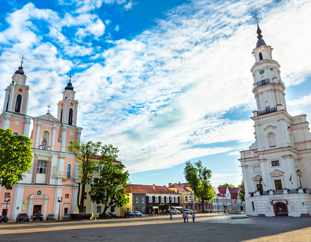 Lais Puzzle - Altstadt von Kaunas mit dem Rathaus von Kanusa, Litauen - 40, 100, 200, 500, 1.000 & 2.000 Teile p-303895