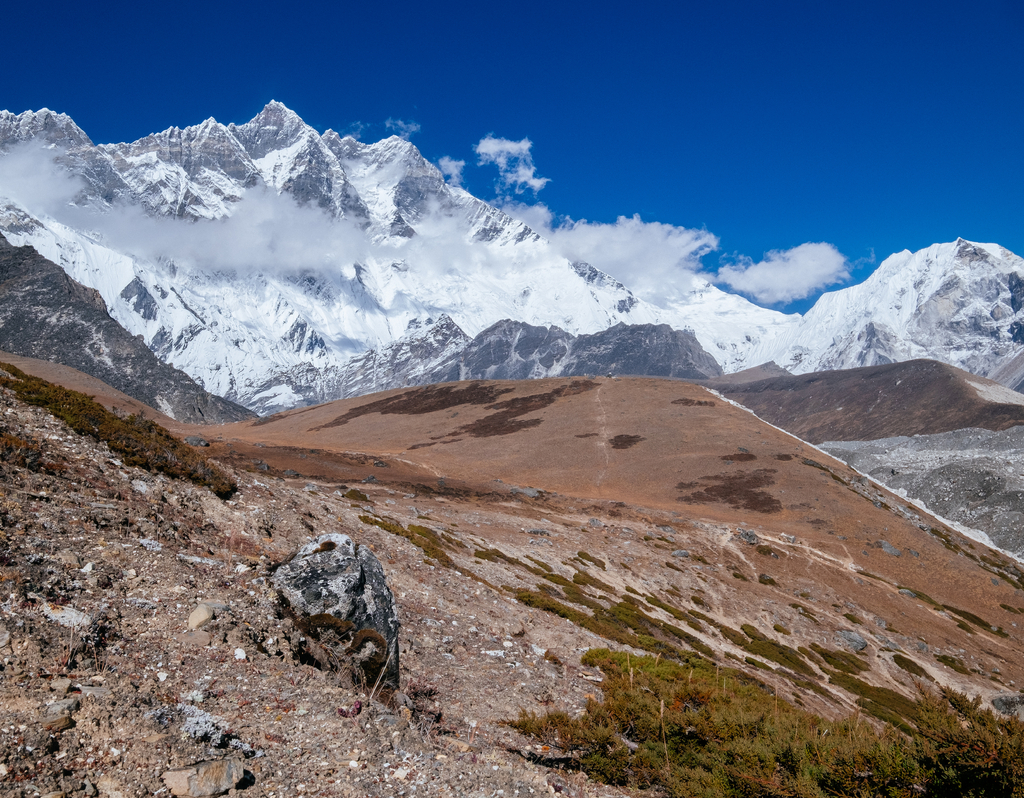 Lais Puzzle - Die Südwand des Lhotse (8516 m) - der vierthöchste Berg der Welt. Südwand - eine der gefährlichsten Kletterrouten. Everest Base Camp Route in der Nähe von Chukhung Siedlung, Nepal - 40, 100, 200, 500, 1.000 & 2.000 Teile p-306847