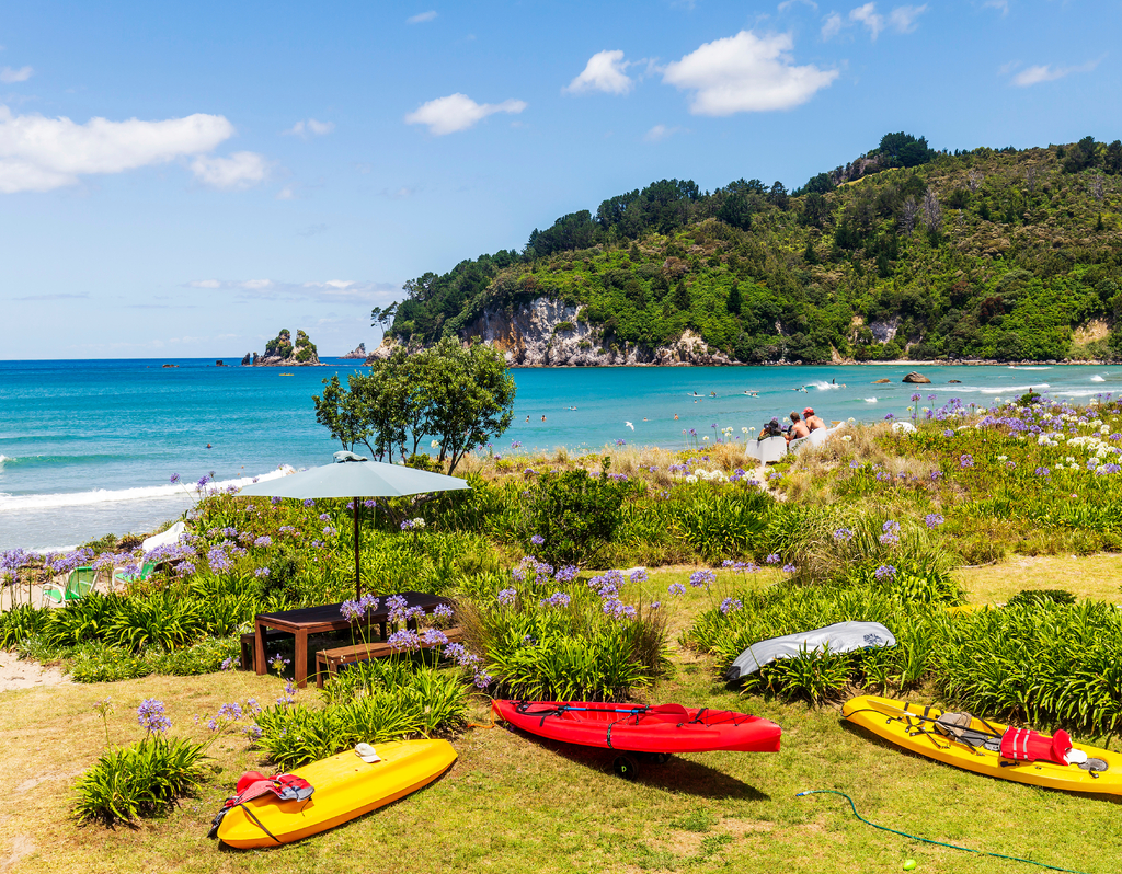 Lais Puzzle - Blick auf den Strand von Whangamata in Neuseeland - 40, 100, 200, 500, 1.000 & 2.000 Teile p-307621
