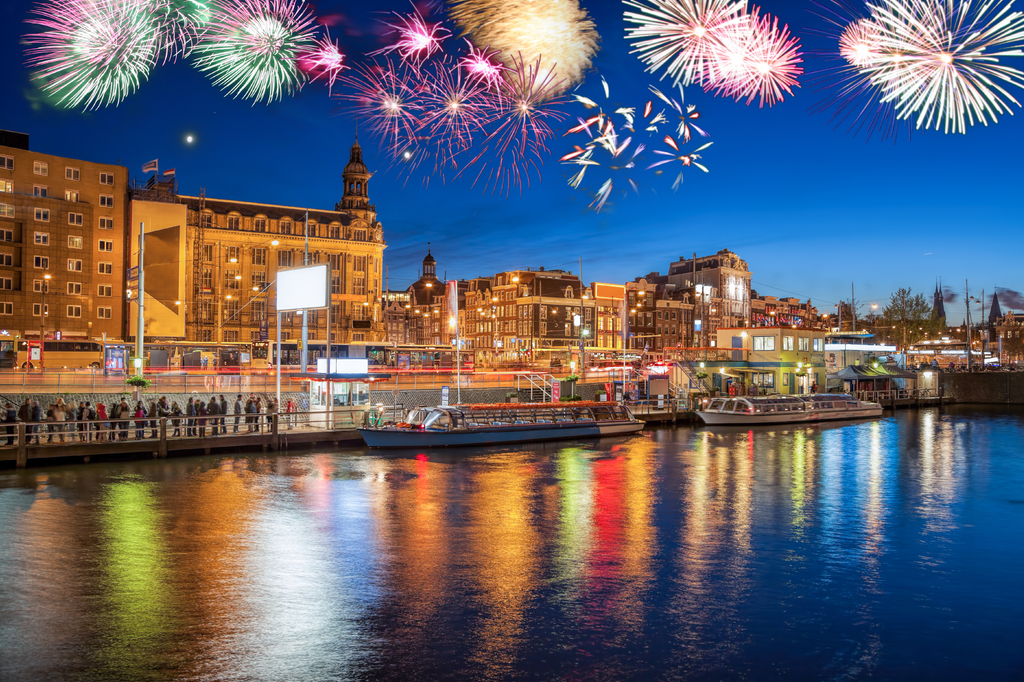 Lais Puzzle - Amsterdam mit Feuerwerk (Neujahrsfeier) in Holland - 2.000 Teile p-307890