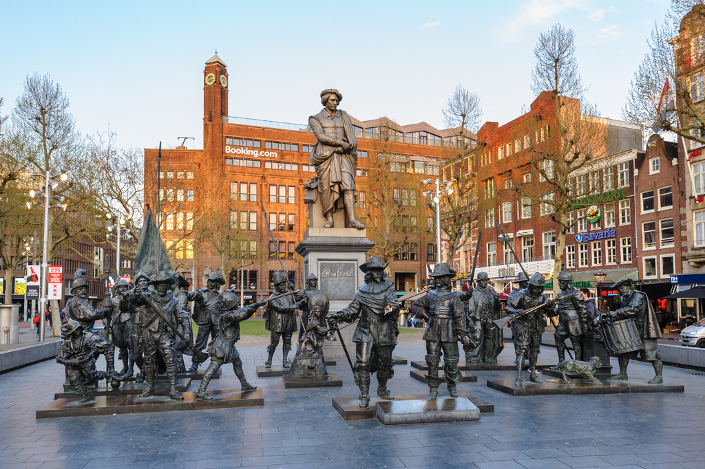 Lais Puzzle - Rembrandt-Denkmal und Skulpturen seines Bildes "Nachtwache" am Rembrandtplein in Amsterdam - 2.000 Teile p-308040