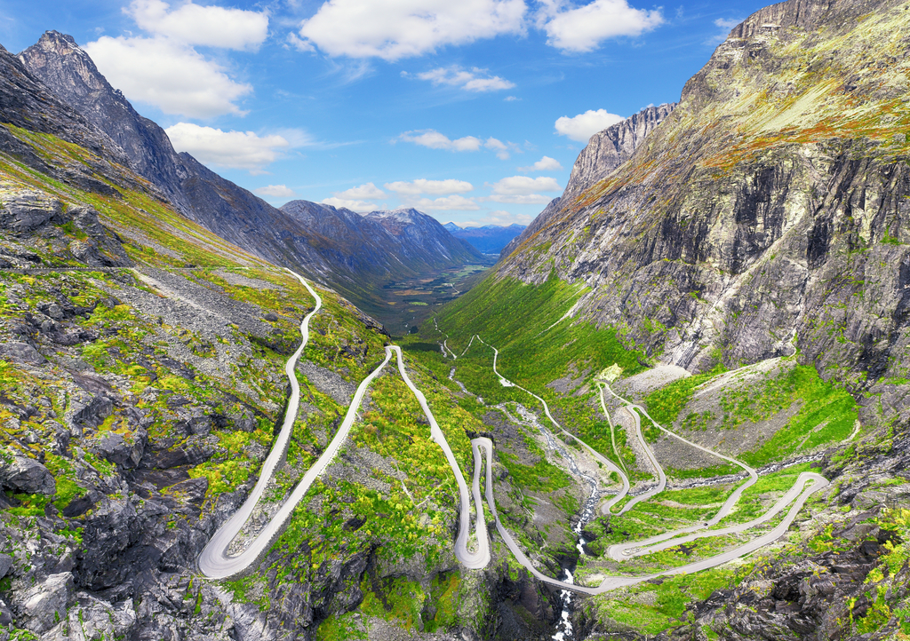 Lais Puzzle - Trollstigen - windige Straße in Norwegen im Herbst - 1.000 Teile p-308645