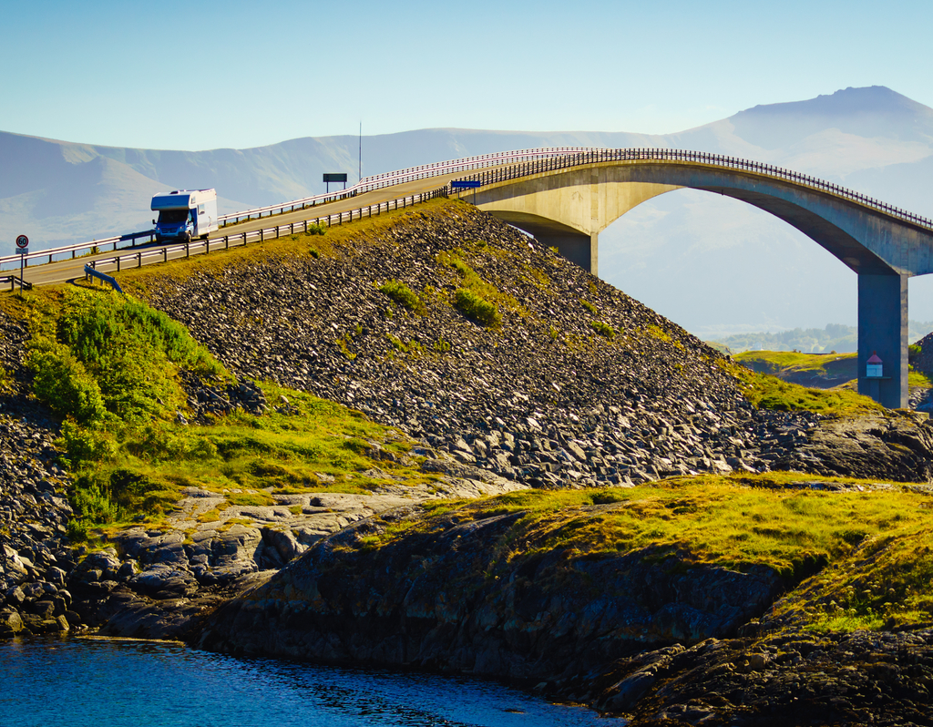 Lais Puzzle - Die Atlantikstraße in Norwegen - 40, 100, 200, 500, 1.000 & 2.000 Teile p-308755