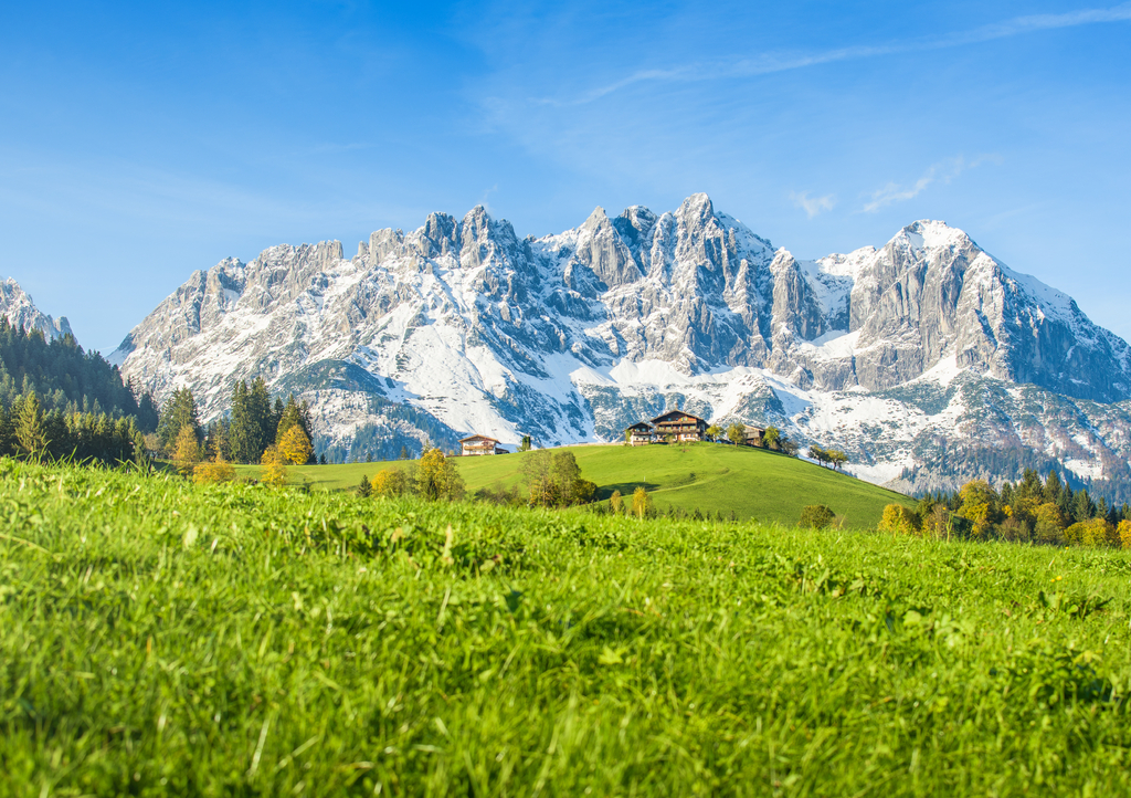 Lais Puzzle - Österreichischer Bergbauernhof im Herbst, Kitzbühel, Tirol, Österreich - 1.000 Teile p-309365