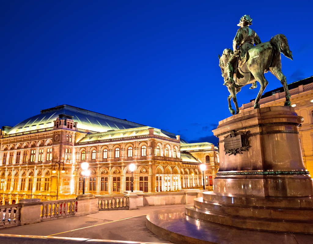 Lais Puzzle - Wiener Staatsoper Platz und Architektur Abendansicht - 40, 100, 200, 500, 1.000 & 2.000 Teile p-309547