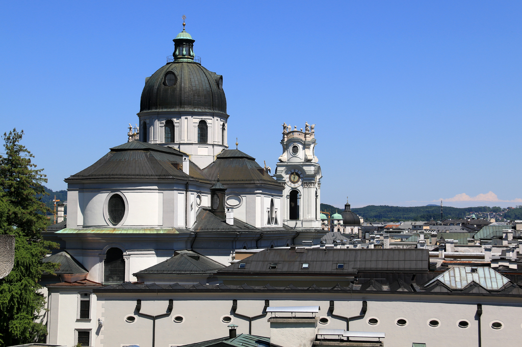 Lais Puzzle - Außenansicht der Kollegienkirche in Salzburg, Österreich - 2.000 Teile p-309708