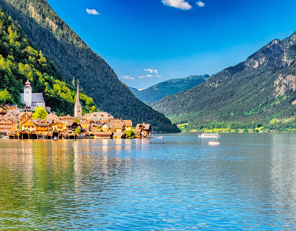 Lais Puzzle - Hallstatt mit Hallstätter See im Salzkammergut, Oberösterreich, Österreich - 40, 100, 200, 500, 1.000 & 2.000 Teile p-309787