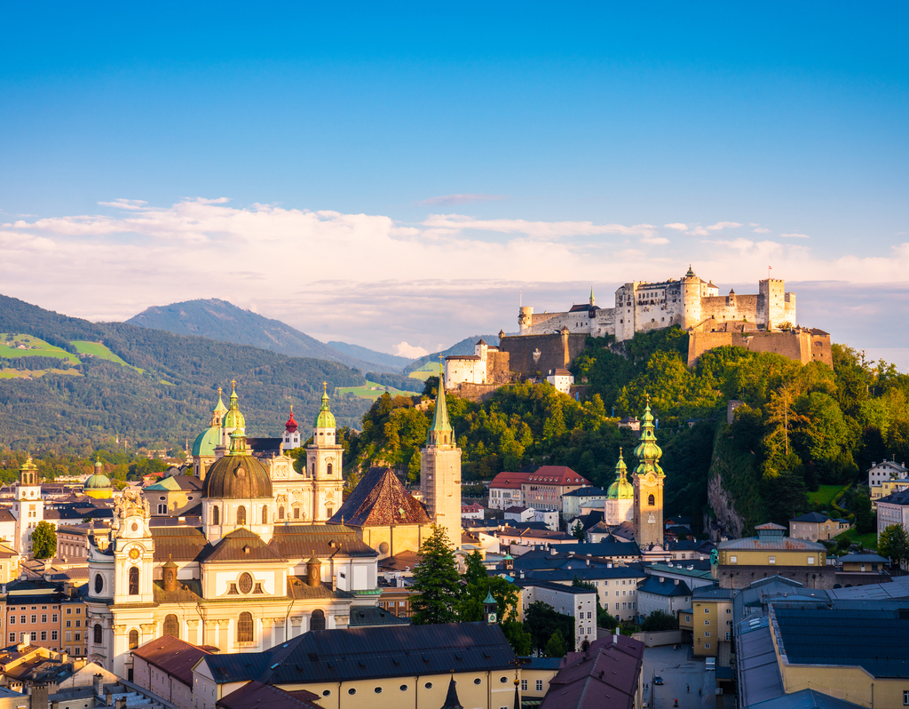 Lais Puzzle - Schöne Aussicht auf das Salzburger Stadtbild mit der Festung Hohensalzburg im Sommer, Salzburg, Österreich - 40, 100, 200, 500, 1.000 & 2.000 Teile p-309841